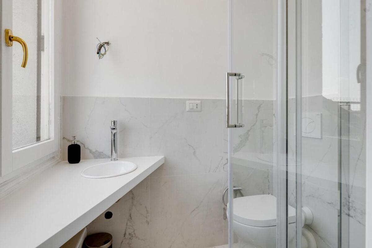 Homeby, Cozy Penthouse Apartment Milano Eksteriør billede
