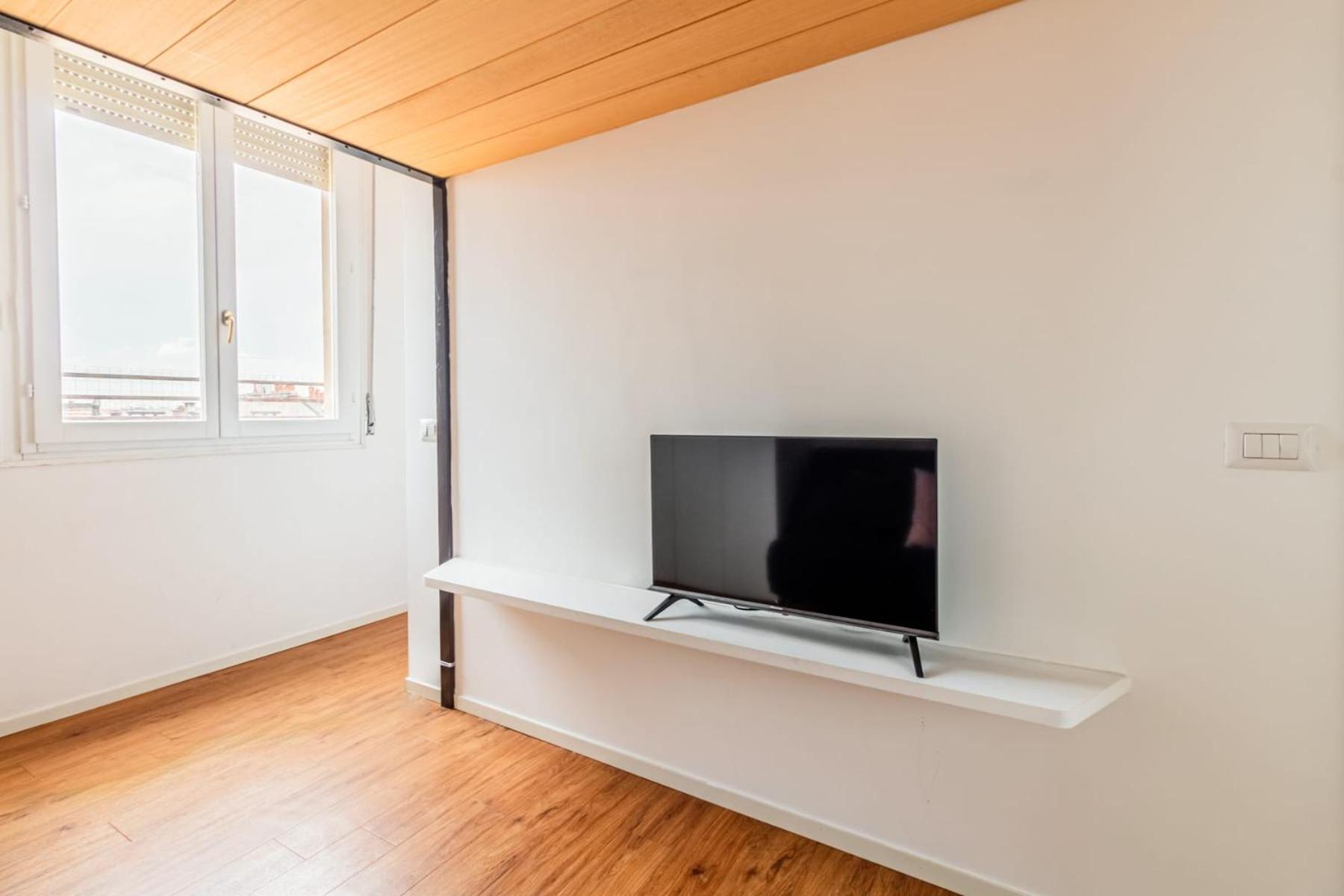 Homeby, Cozy Penthouse Apartment Milano Eksteriør billede